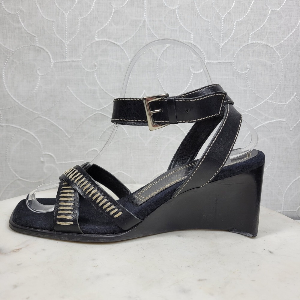 Apostrophe Pronto Wedge Sandals Womens 7 Black Leather Strappy Stitch Y2K Buckle